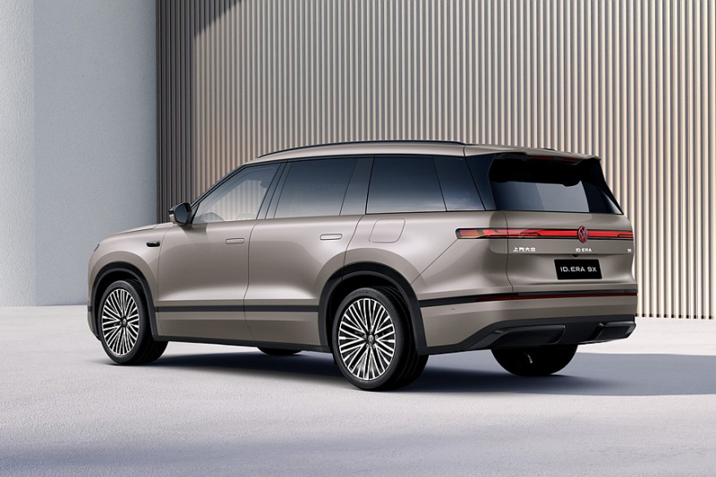 Анонсирован кроссовер Volkswagen ID.Era 8X: меньше, чуть проще и дешевле флагмана ID.Era 9X