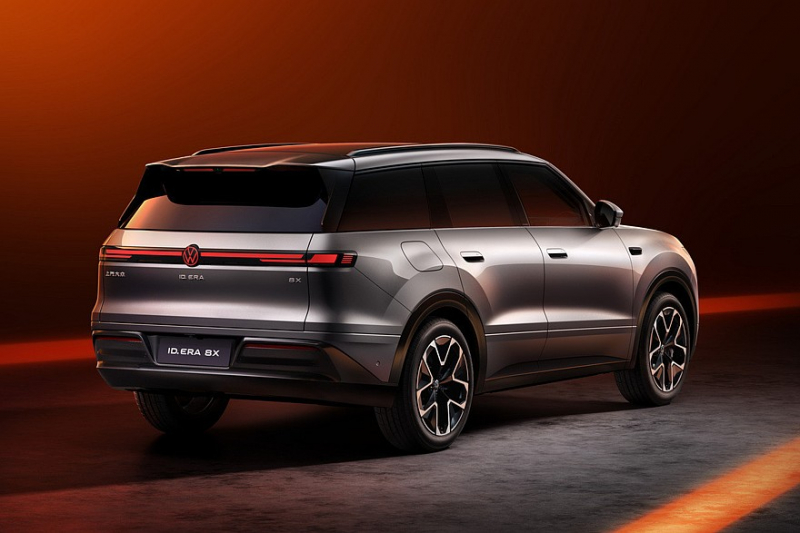 Анонсирован кроссовер Volkswagen ID.Era 8X: меньше, чуть проще и дешевле флагмана ID.Era 9X