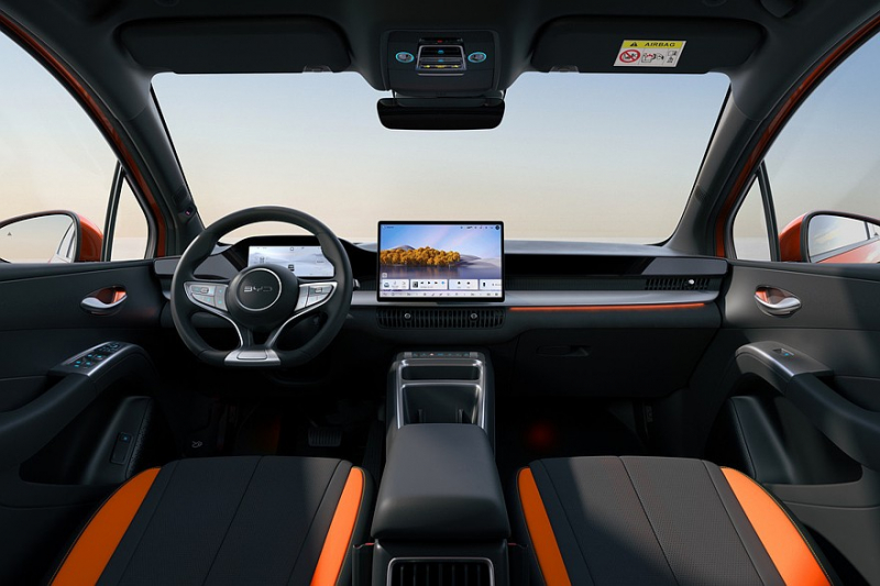 BYD Dolphin G представлен в Европе в двух вариантах мощности