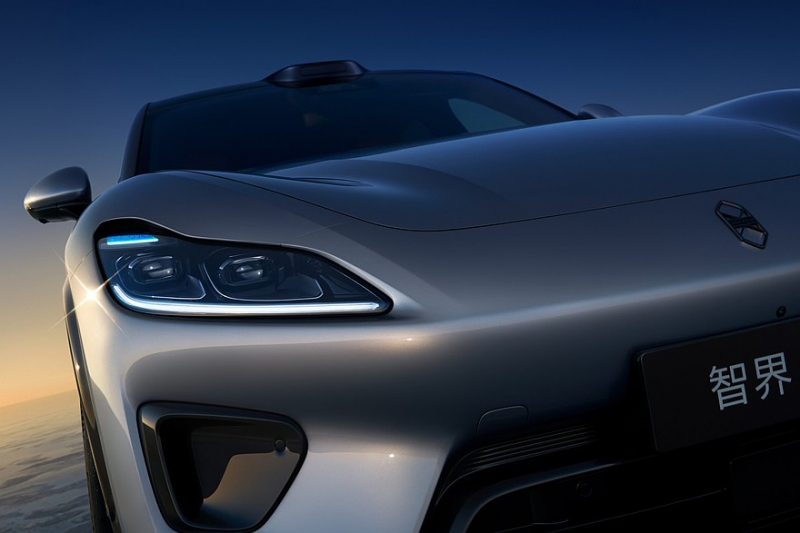 Chery и Huawei анонсировали кроссовер Luxeed RX в новом стиле