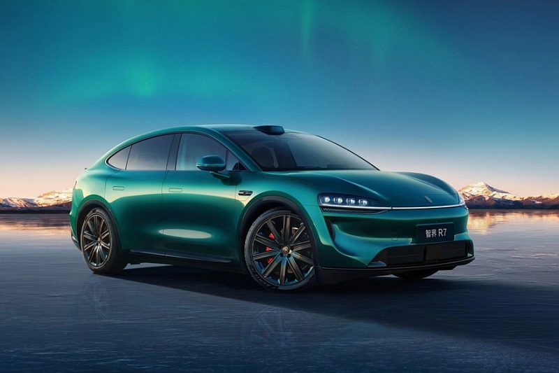 Chery и Huawei анонсировали кроссовер Luxeed RX в новом стиле
