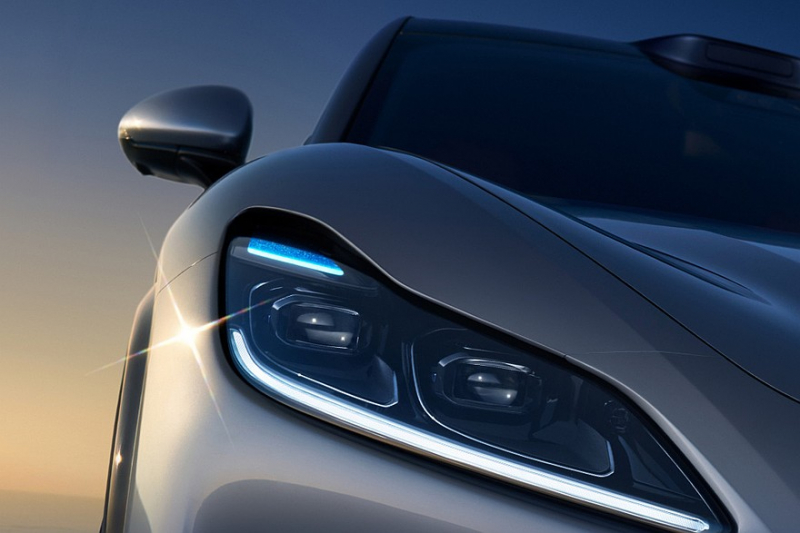 Chery и Huawei анонсировали кроссовер Luxeed RX в новом стиле