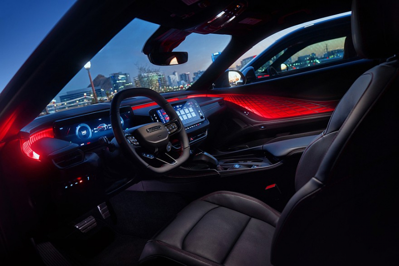 Новый Dodge Charger добрался до Европы, цена известна