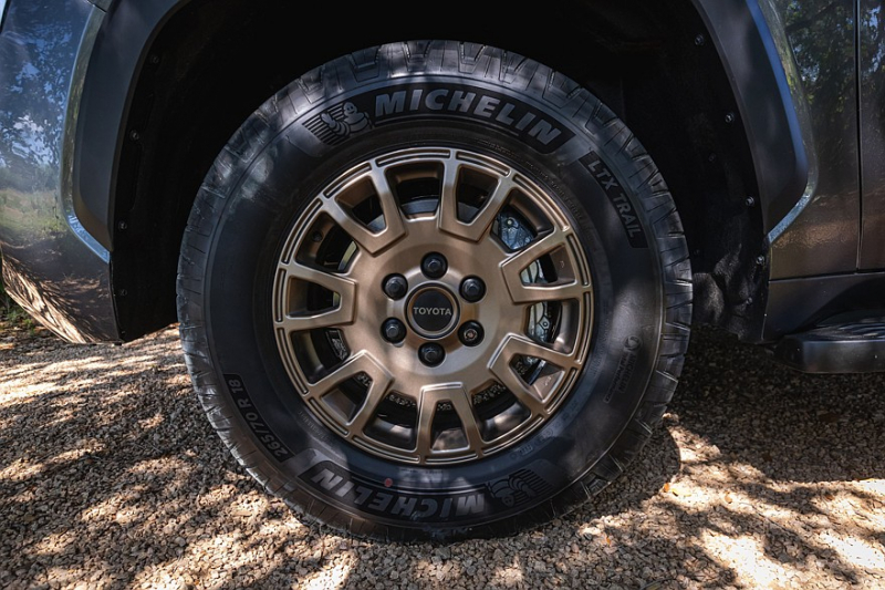 Большой пикап Toyota Tundra обзавёлся внедорожной версией Trailhunter